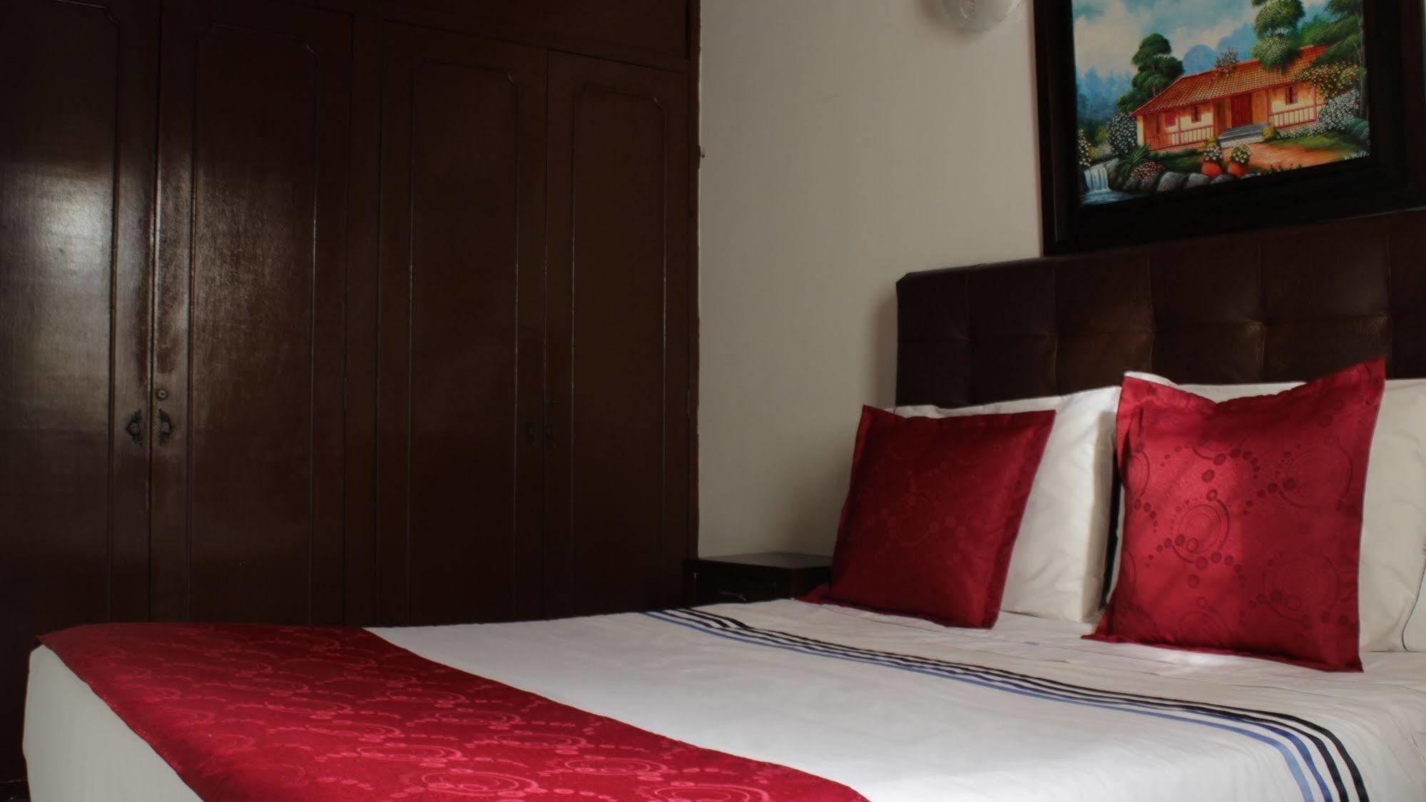 Hostel Av Suba 116 Богота Экстерьер фото